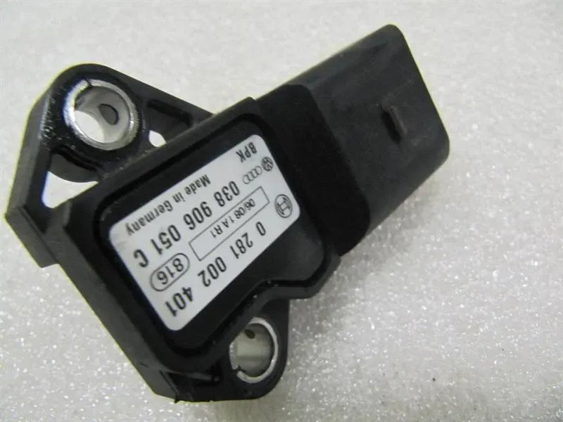 Volkswagen Passat 3C pressure sensor 038906051C pressure sensor