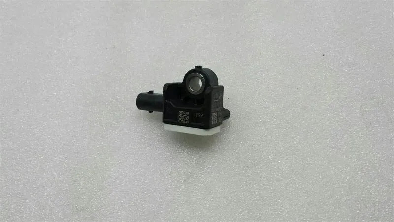 BMW 1 Series F20 F21 Crash Sensor 9234989 Impact Sensor