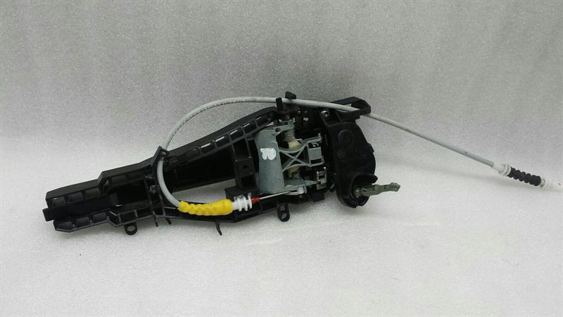 BMW 1 Series F20 F21 RHD Front Right Door Handle 0445184 Right Hand Drive