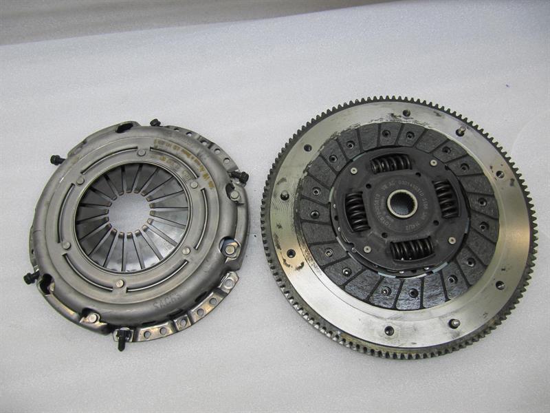 VW Lupo 1.2 2012 Flywheel + Clutch 04C105269B 03D141031D 03D141025D ZMS flywheel
