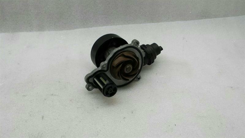 BMW 1 Series F20 Additional Cooling Pump 8575695 Coolant Pump Pump B37