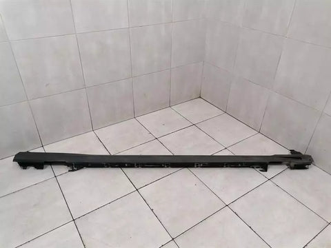 BMW iX i20 40 side skirt right 8737804 side sills right