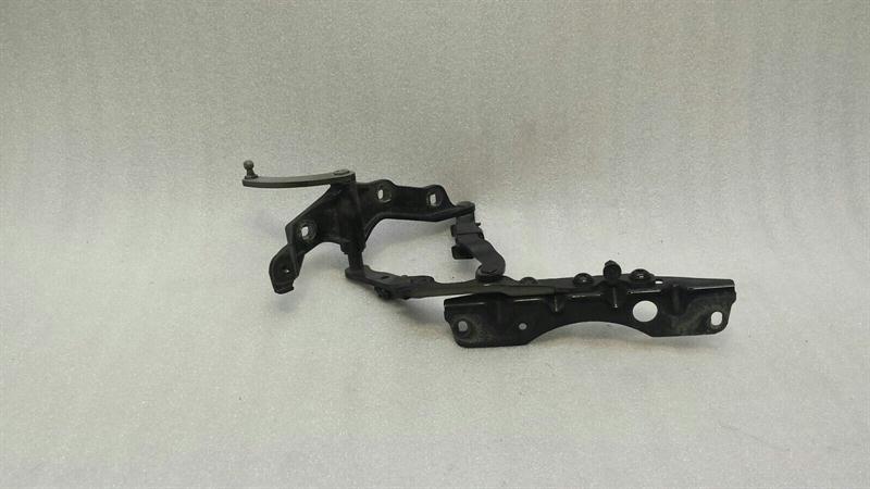 Mercedes S-Class W221 Bonnet Hinge LHS A2218800505 Bonnet Hinge Left