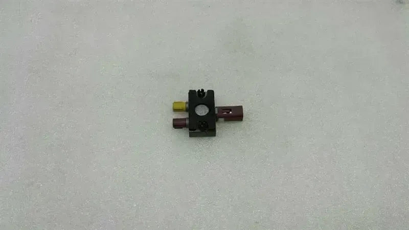 Mercedes CLS W218 W212 Antenna A2128704089 Antenna