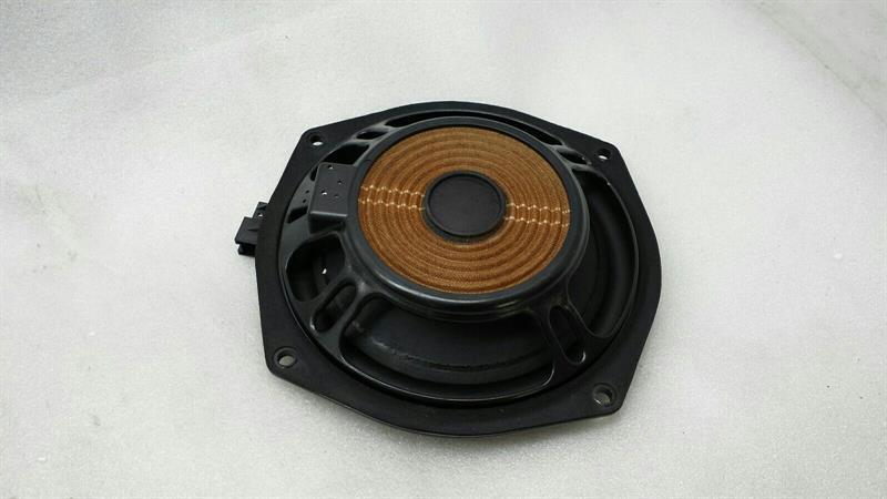 Mercedes SL R231 Speaker Set A2318201302 Speaker Set Logic7 L7