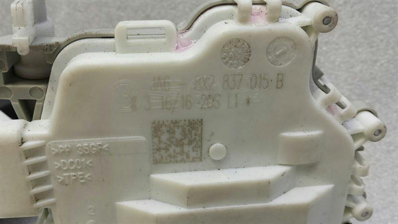 Audi A4 8W RHD front left door lock 8X2837015B right handlebar door handle
