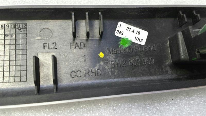 Audi A4 8W RHD Console Trim 8W28639969 Right Handlebar Aluminum