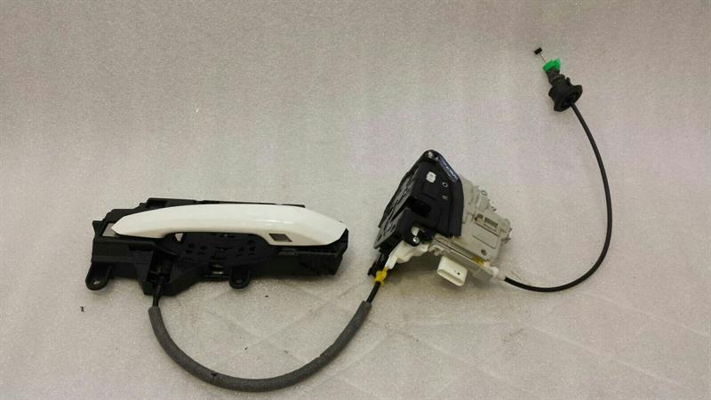 Audi A4 8W RHD front left door lock 8X2837015B right handlebar door handle