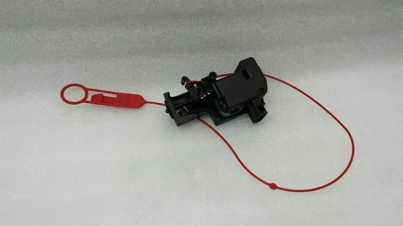 Mercedes E Class W212 Fuel Cap Actuator A2048200072 Actuator Fuel Filler Cap