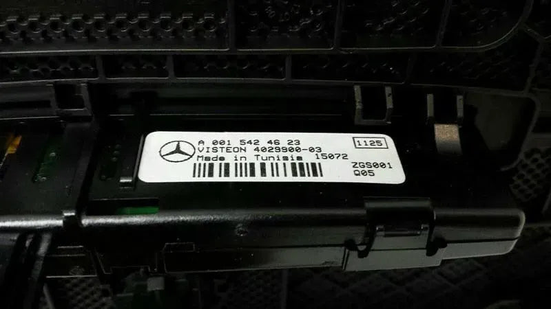 Mercedes E Class W212 Parktronic Display Front A0015424623 Front PDC Screen