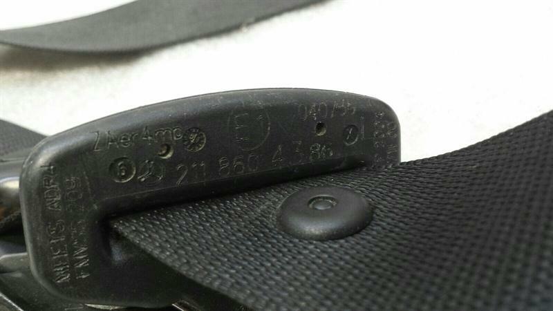 Mercedes CLS W219 front seat belt A2118604386 seat belt belt front