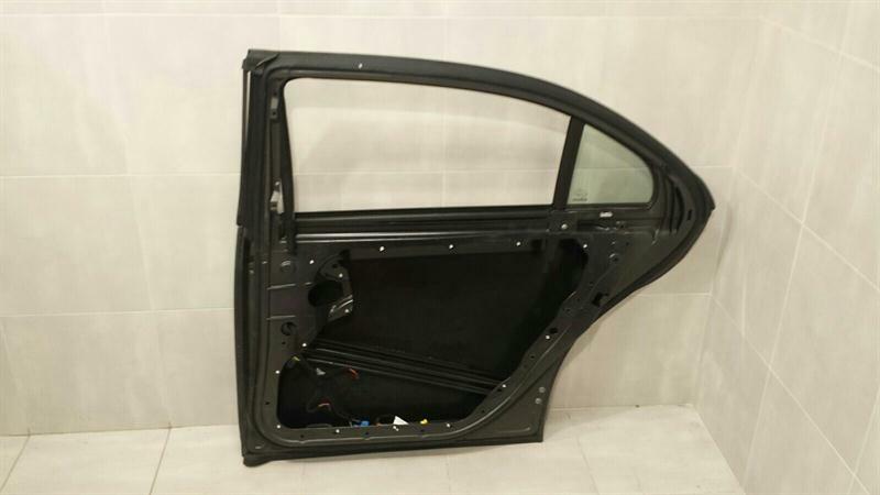 Mercedes S-class W221 Right Rear Door A2217300605 Door Rear Right LONG