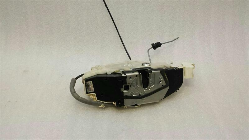 Mercedes S-Class W221 rear right door lock A2217301635 door lock HR keyless GO