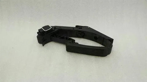 Mercedes S-class W221 W216 Gas Pedal (Electrical) A2203000104 Accelerator Pedal