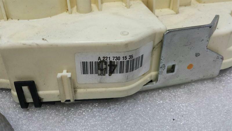 Mercedes S-Class W221 rear left door lock A2217301535 door lock HL keyless go