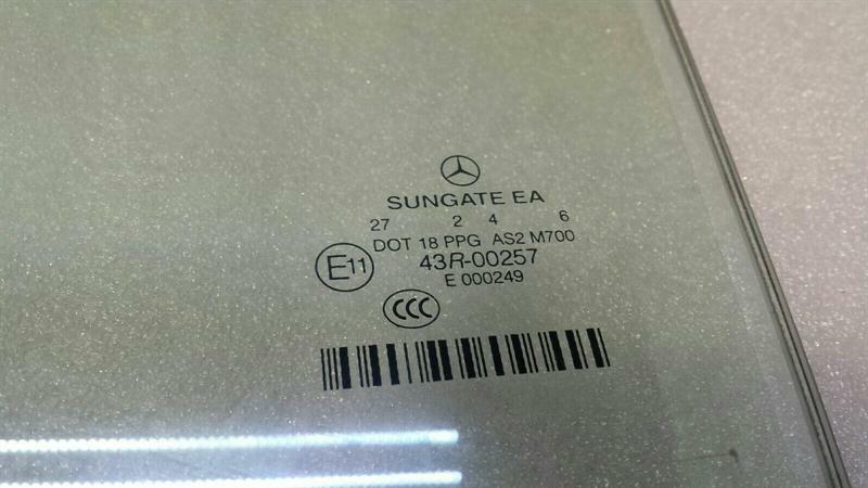 Mercedes S-Class W221 Left Rear Door Glass A2217301718 Rear Door Window LWB