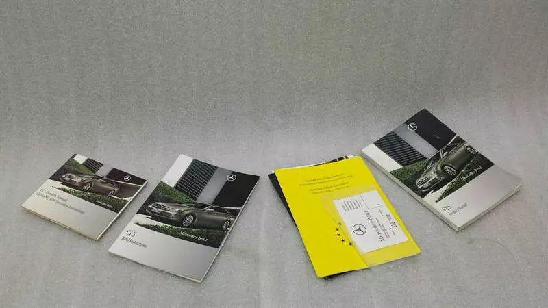 Mercedes CLS W219 Manual Service Booklet Car Maintenance Manual CLS320 CDI