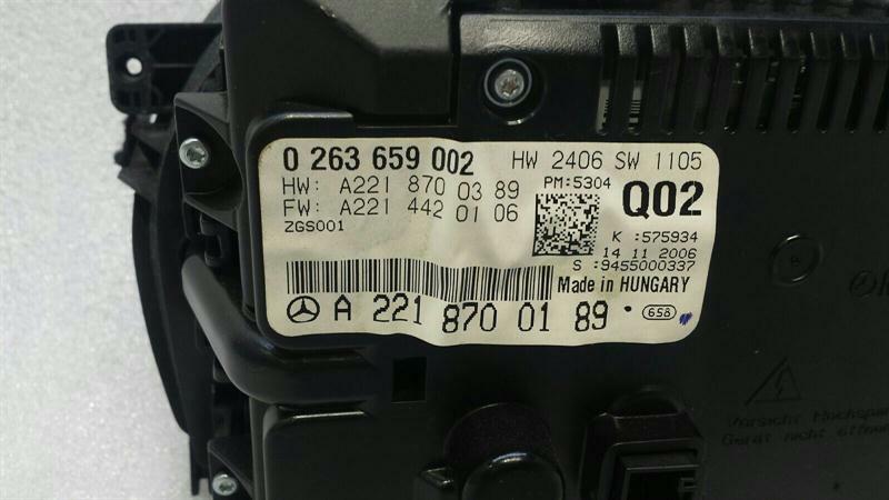 Mercedes S-Class W221 Navigation Monitor A2218700189 Sat Nav Display Screen.