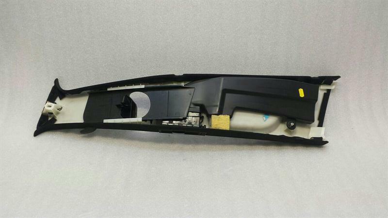 Mercedes S-Class W221 Right B Post Cover A2216903625 B Pillar Cover RE AMG