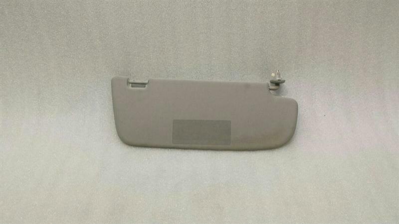 Mercedes W221 Left Sun Viewfinder A2218101110 Sun Bezel Left