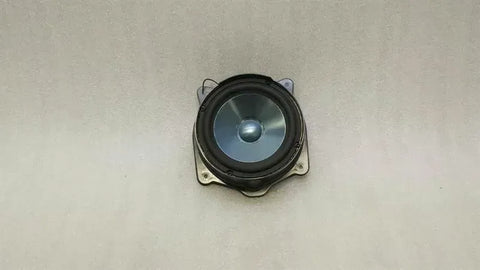Mercedes S-Class W221 Speaker A2218203702 Speaker Harman Kardon L7
