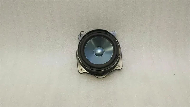 Mercedes S-Class W221 Speaker A2218203702 Speaker Harman Kardon L7