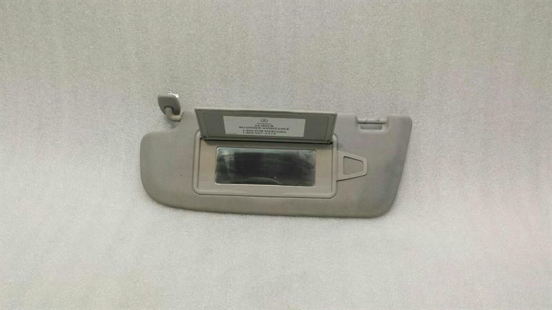 Mercedes W221 Left Sun Viewfinder A2218101110 Sun Bezel Left