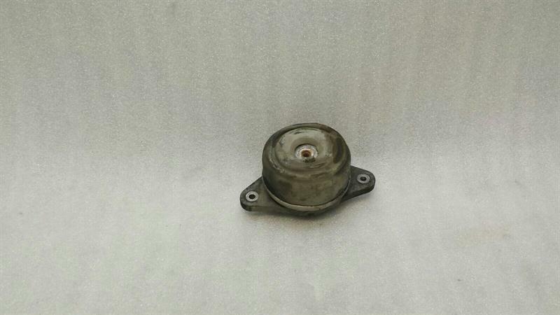 Mercedes S-Class W221 Engine Mount A2212401917 Engine Mount