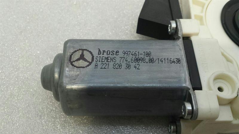 Mercedes S-Class W221 RRH Door Window Motor A2218203042 Window Regulator Motor