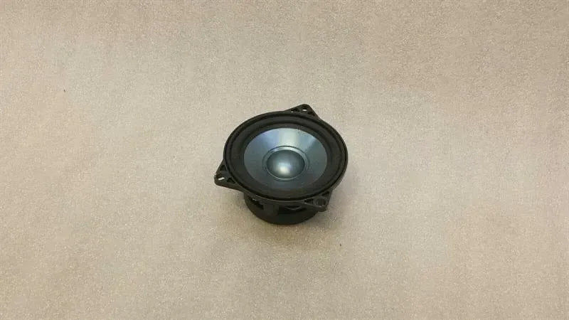 Mercedes S-Class W221 Speaker A2218202302 Loudspeakers Harman Kardon L7