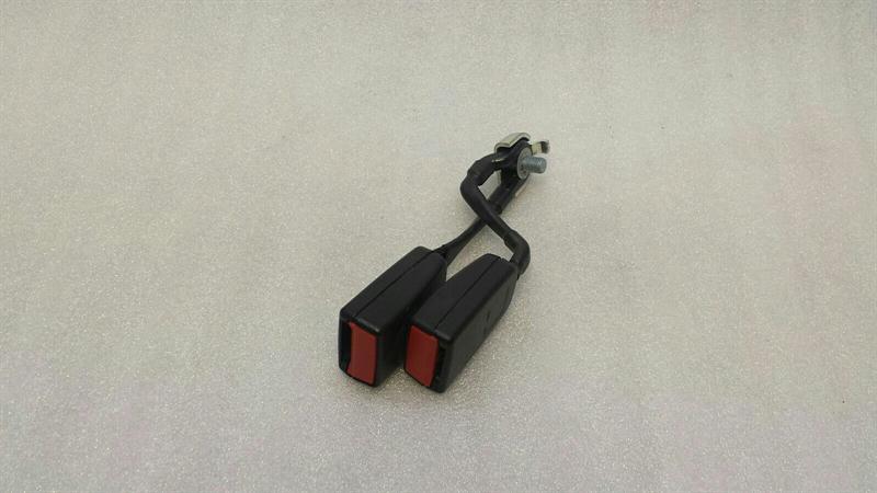 Mercedes S-Class W221 belt buckle A2218600269 belt buckle rear