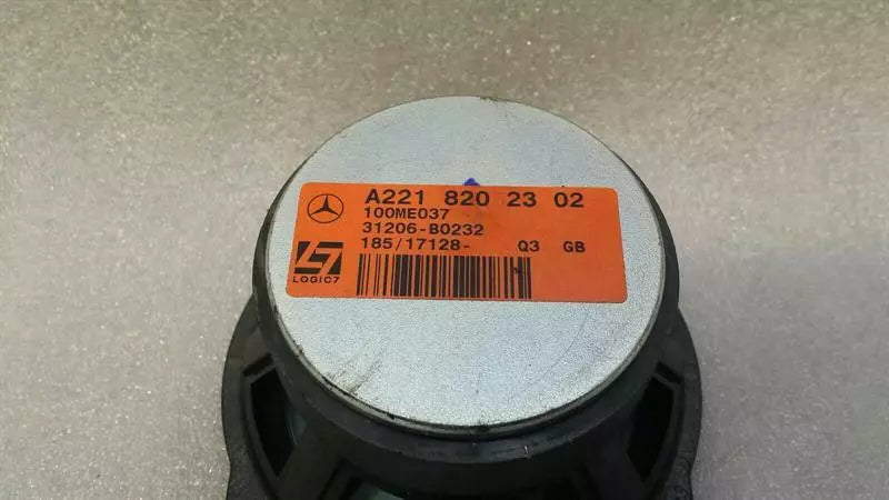 Mercedes S-Class W221 Speaker A2218202302 Loudspeakers Harman Kardon L7