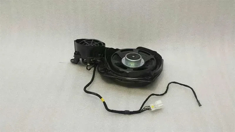 Mercedes S-Class W221 Front Right Speaker A2218205902 Speaker Front Right