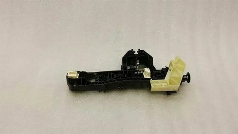 Mercedes E Class W212 Rear Left Handle Carrier A2127601034 Door Handle Carrier