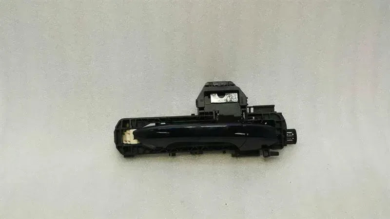 Mercedes E Class W212 FRH Door Handle A2047600270 Door Handle Front Right Carrier