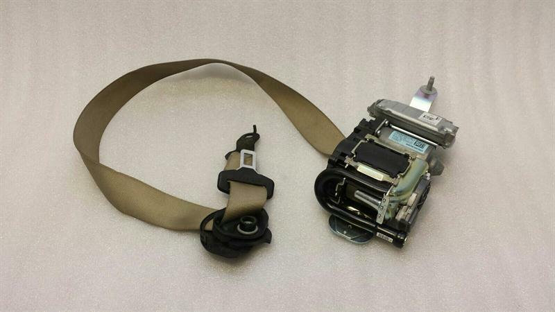 Mercedes E Class W212 Front Seat Belt A2128606785 Seat Belt Strap Front Li