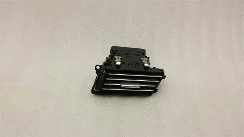 Mercedes W212 right air vent A2128300254 ventilation nozzle ventilation grille right