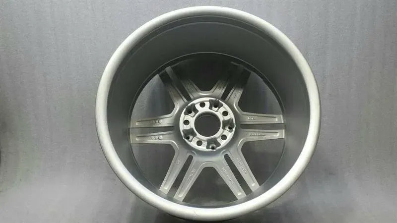 Mercedes E Class W207 Alloy Wheel A2074011402 Alloy Rim 8.5Jx18H2 ET49 AMG
