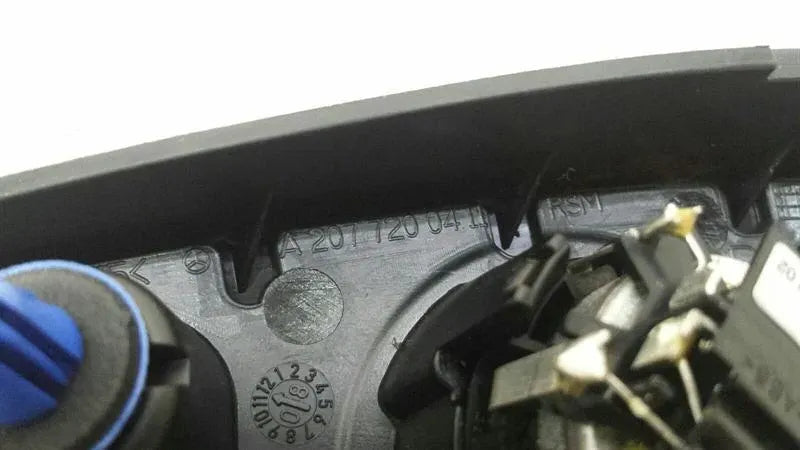 Mercedes E Class W207 Front Right Tweeter A2077200411 Front Right Speaker.