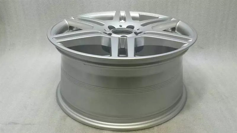 Mercedes E Class W207 Alloy Wheel A2074011402 Alloy Rim 8.5Jx18H2 ET49 AMG