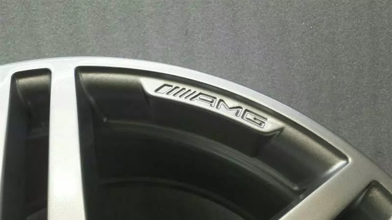 Mercedes E Class W207 Alloy Wheel A2074011402 Alloy Rim 8.5Jx18H2 ET49 AMG