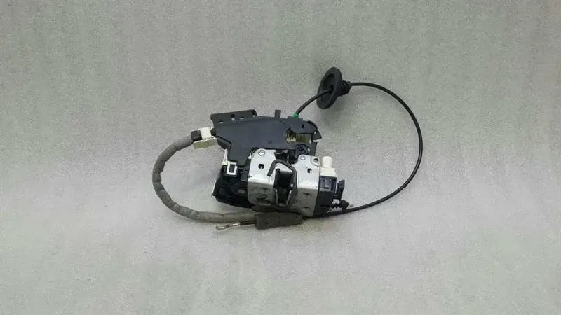 Mercedes E Class W207 Right Door Lock A2047202435 Right Door Lock.