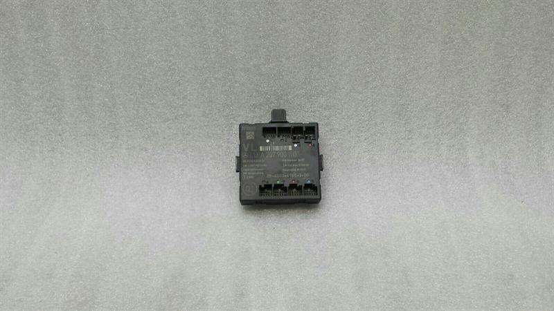 Mercedes E Class W207 C207 Left Door Module A2079001100 Door Control Unit Left
