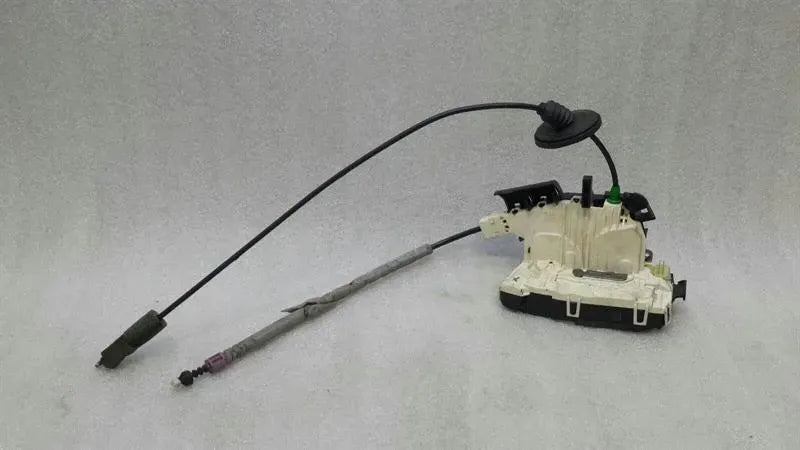 Mercedes E Class W207 Left Door Lock A2047202535 Door Lock Left Faulty