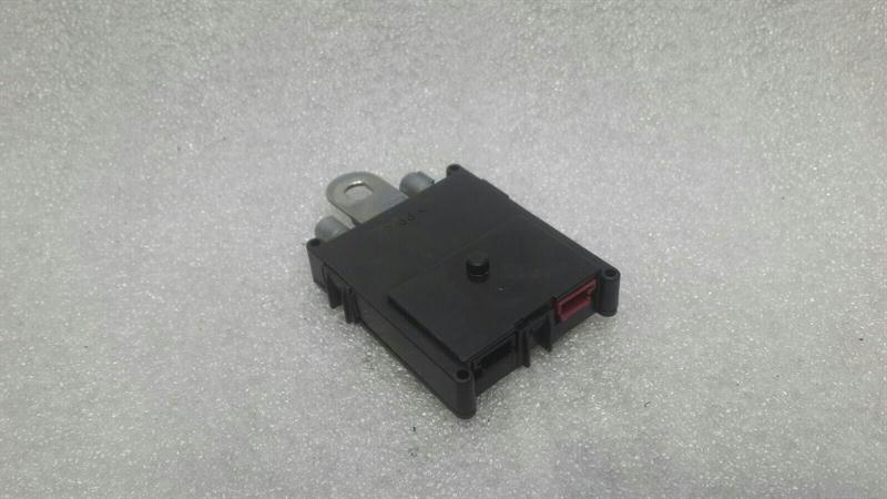 Mercedes R Class W251 Aerial / Antenna A2518701889 Antenna