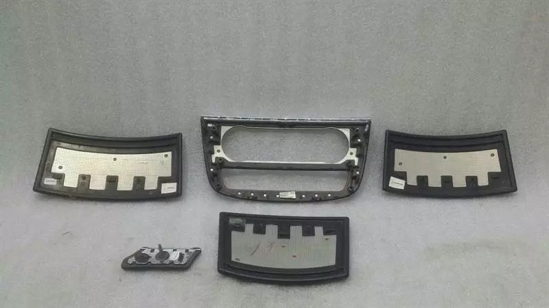 Mercedes R Class W251 RHD Veneer Trim Set A2517201322 Poplar Grand Edition
