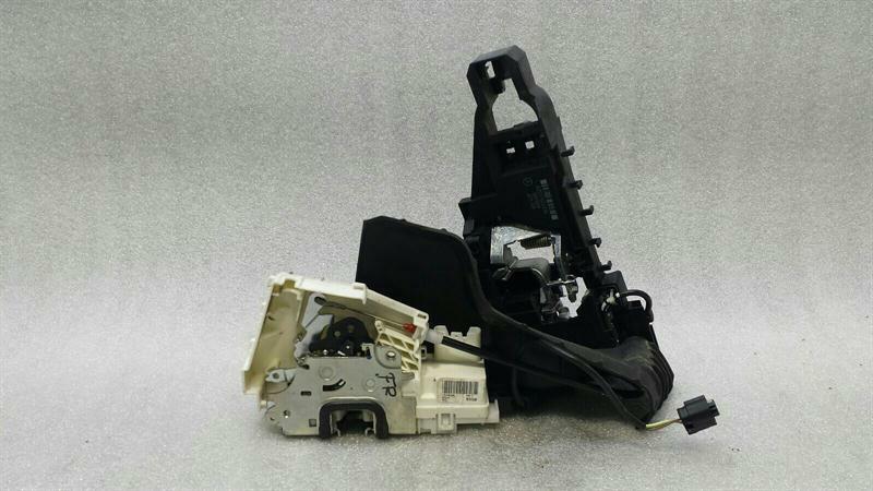 Mercedes R Class W251 Front Right Door Lock A2517200835 Door Lock Front Right