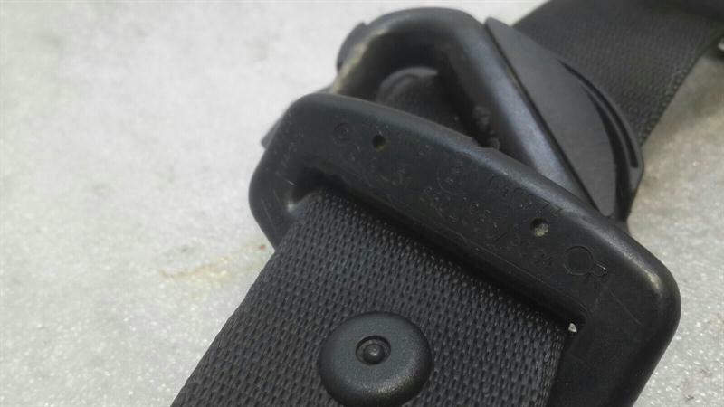 Mercedes R Class W251 FRH Seatbelt A2518602886 Seat Belt Strap Front Right