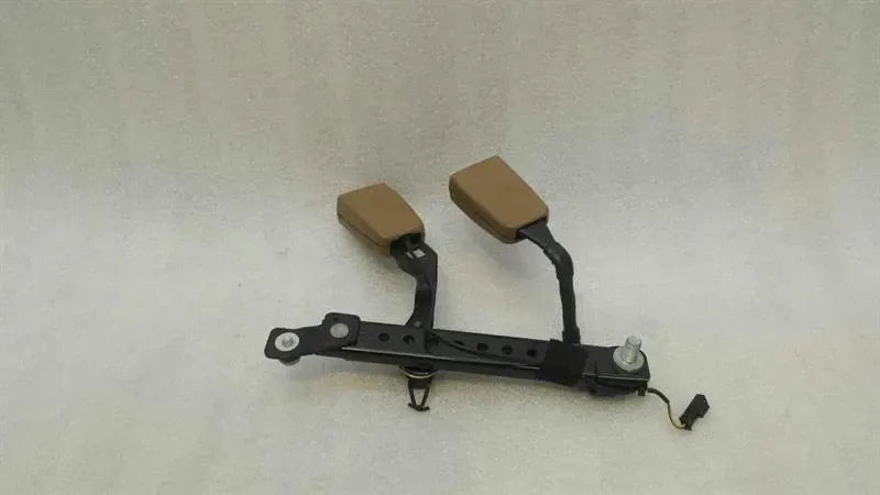 Mercedes S-Class W221 Belt Buckle A2218601269 Belt Buckle