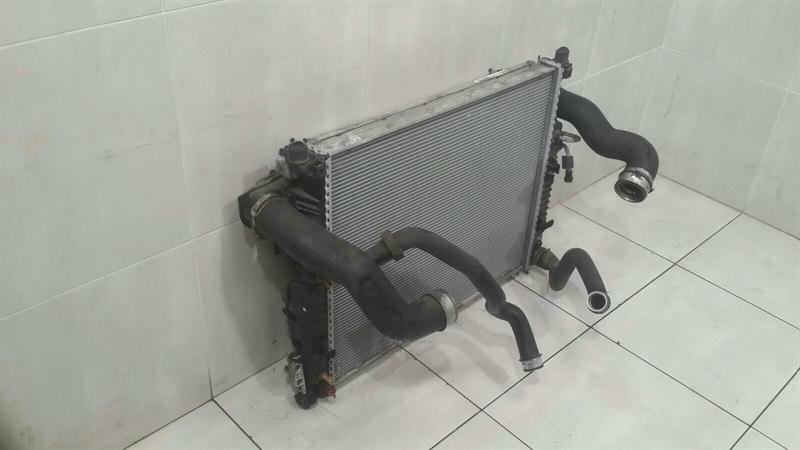 Mercedes R Class W251 diesel radiator pack A2515000703 radiator package R350 R300 CDI